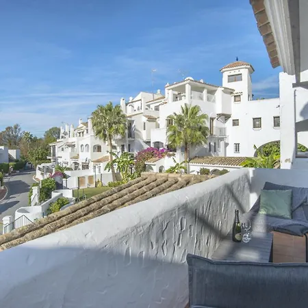Marina 25 Apartment *